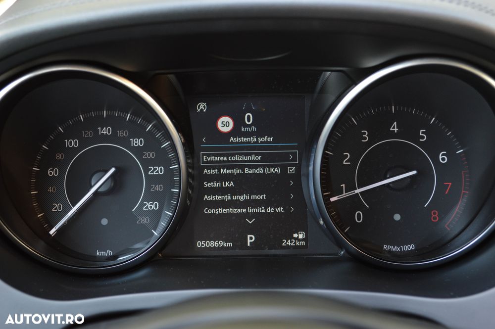 Jaguar E-Pace P200 AWD S - 8