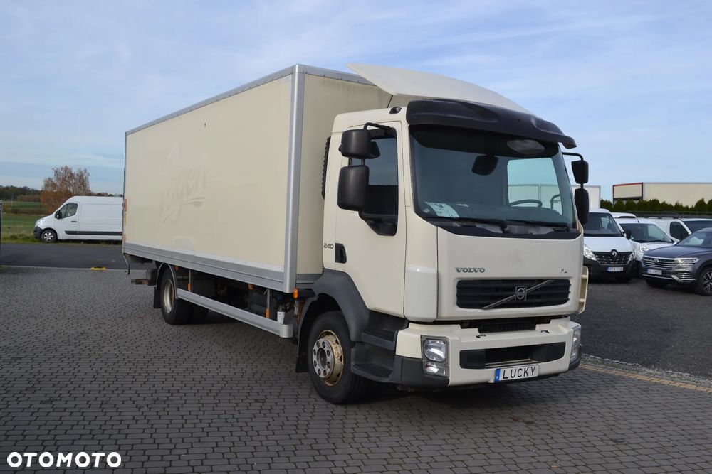 Volvo FL240 Winda !Grzany Kontener Izoterma FL12 FL - 4