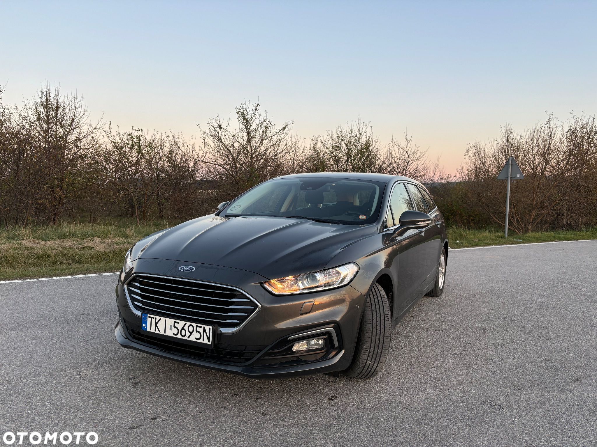 Ford Mondeo Turnier 2.0 EcoBlue Titanium - 1