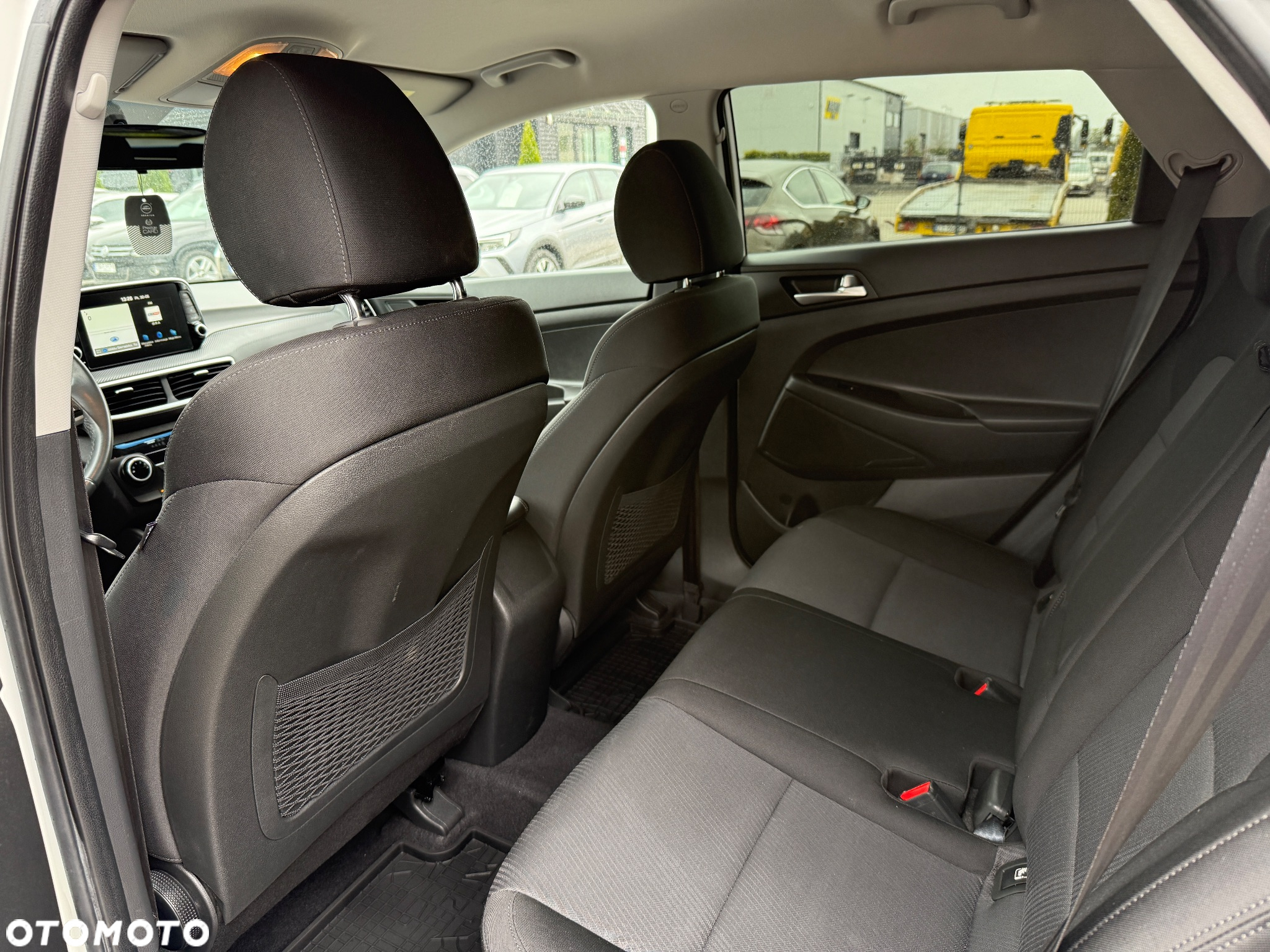 Hyundai Tucson 1.6 GDi 2WD Select - 16