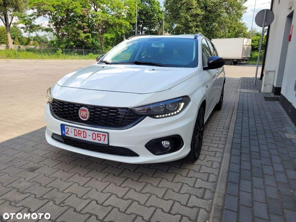Fiat Tipo 1.4 T-Jet S-Design - 3