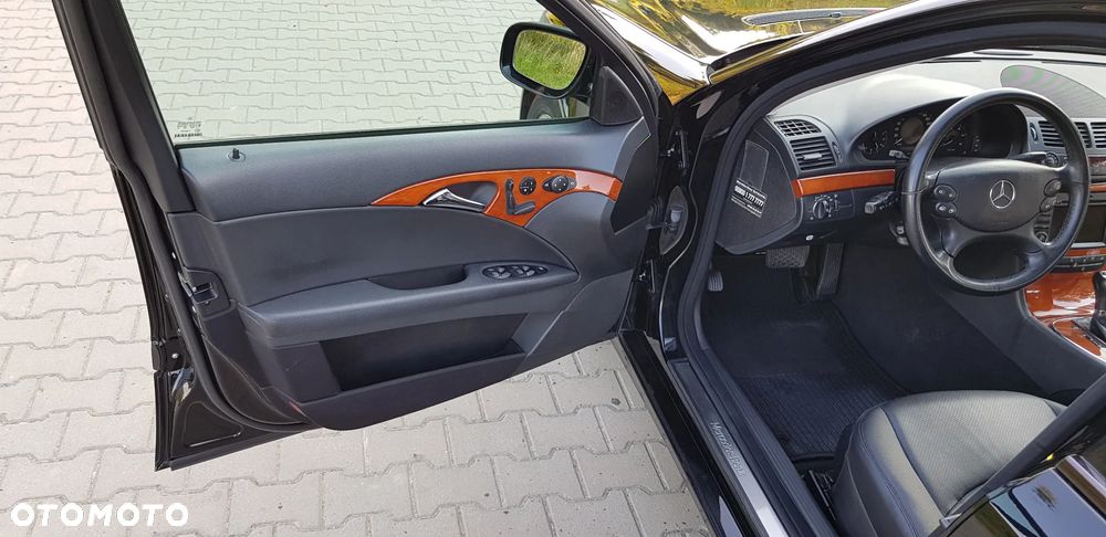 Mercedes-Benz Klasa E - 11