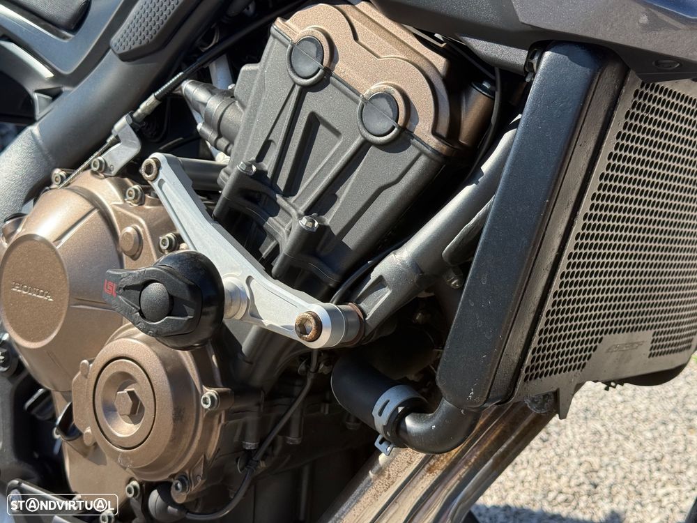Honda CB 650 F full extras - 12