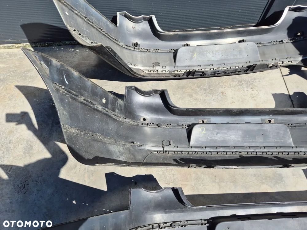 ORYGINALNY ZDERZAK  TYLNY  PASSAT B6 - 14