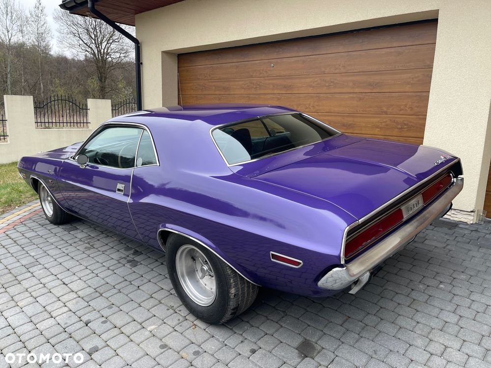 Dodge Challenger - 5