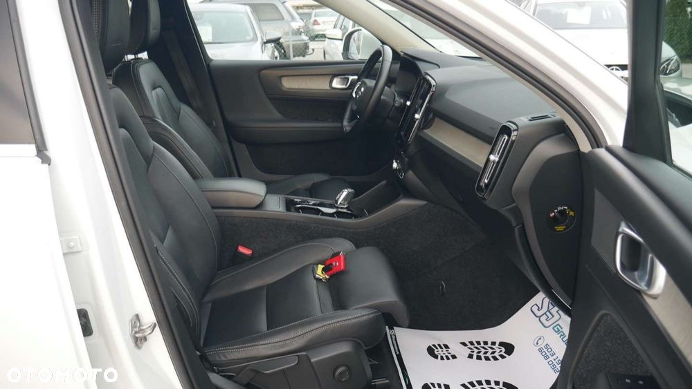 Volvo XC 40 - 16
