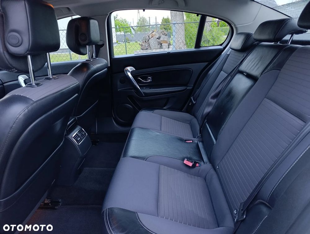 Renault Latitude 2.0 dCi Initiale - 20