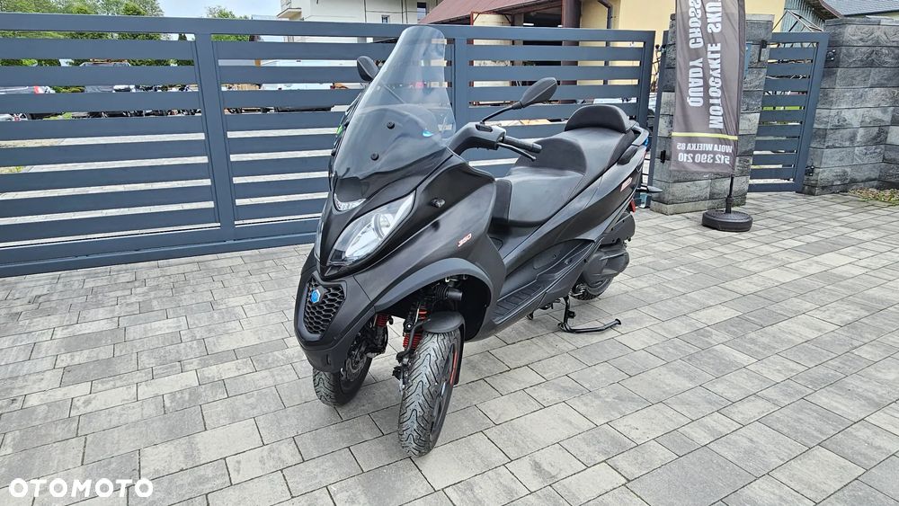Piaggio MP-3 - 1