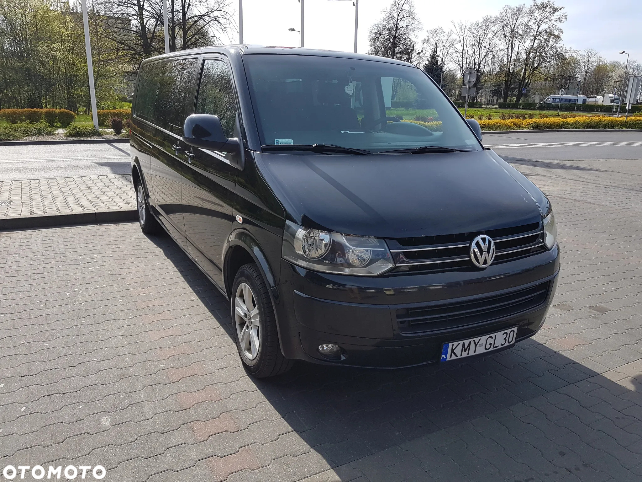 Volkswagen Caravelle 2.0 TDI L2 Highline - 2