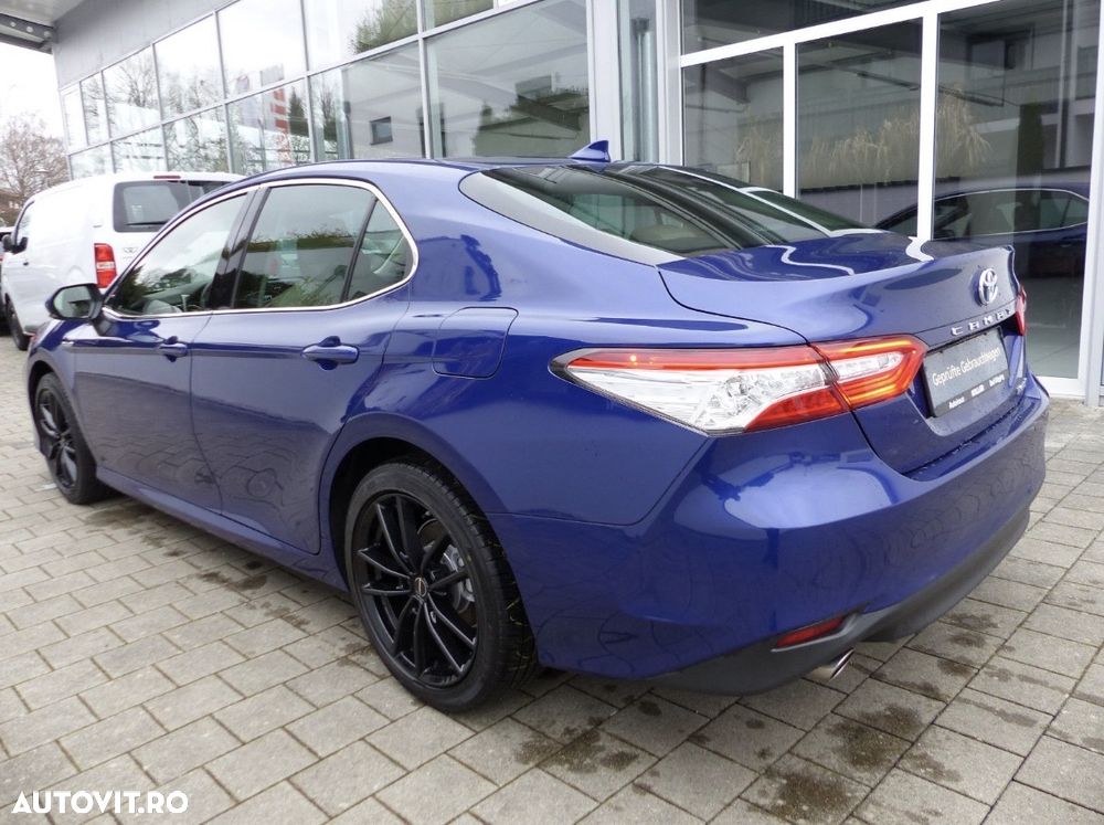 Toyota Camry Executive - 3