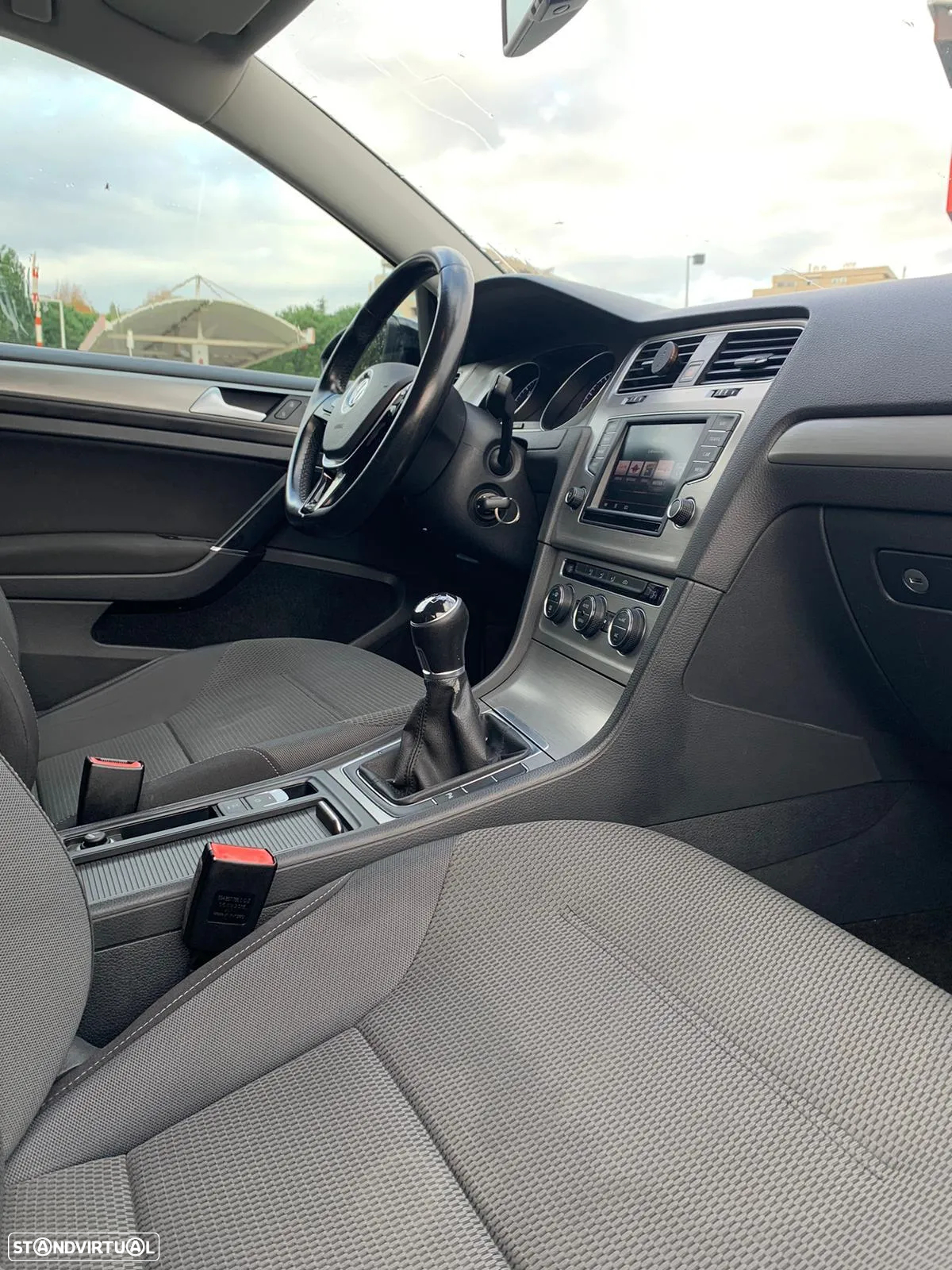 VW Golf Variant 1.6 TDi BlueMotion Confortline - 11