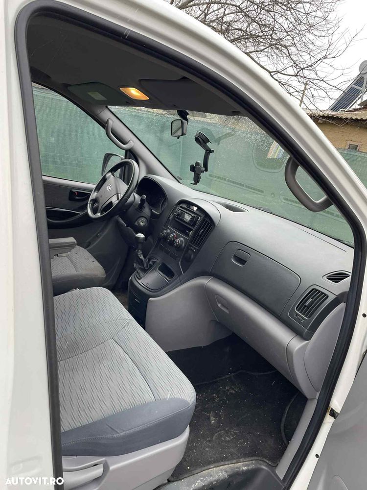 Hyundai H1 2010 photo 5