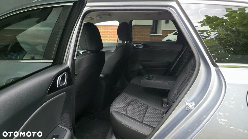 Kia Ceed 1.6 CRDi SCR L Business Line Plus DCT - 20