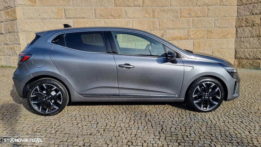 Renault Clio 1.0 TCe Techno Bi-Fuel - 26