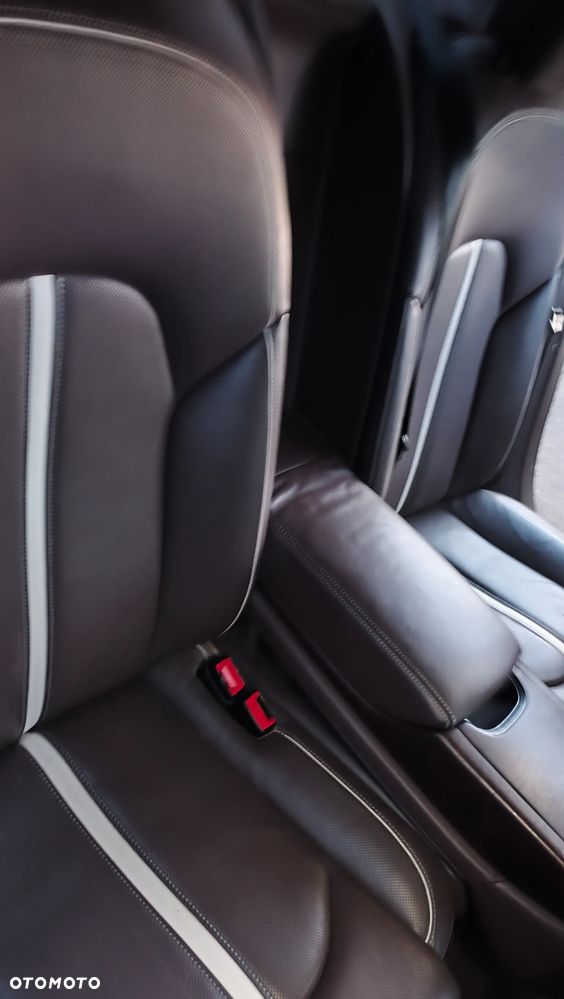 Audi A8 4.2 FSI Quattro tiptronic Langversion - 32