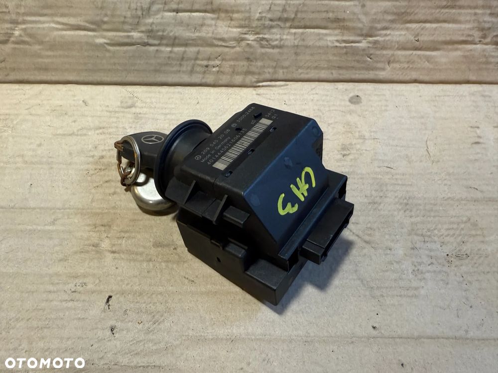 Stacyjka kluczyk Mercedes C-Klasa W203 2095452008 OE - 1