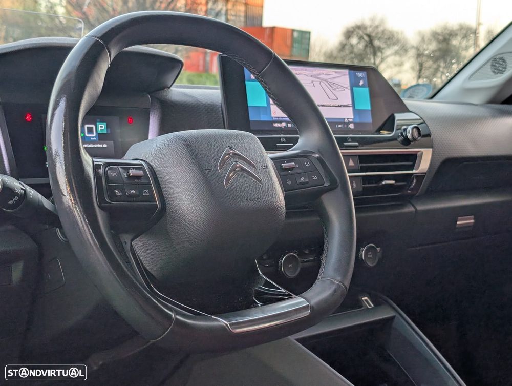 Citroën e-C4 Shine - 11