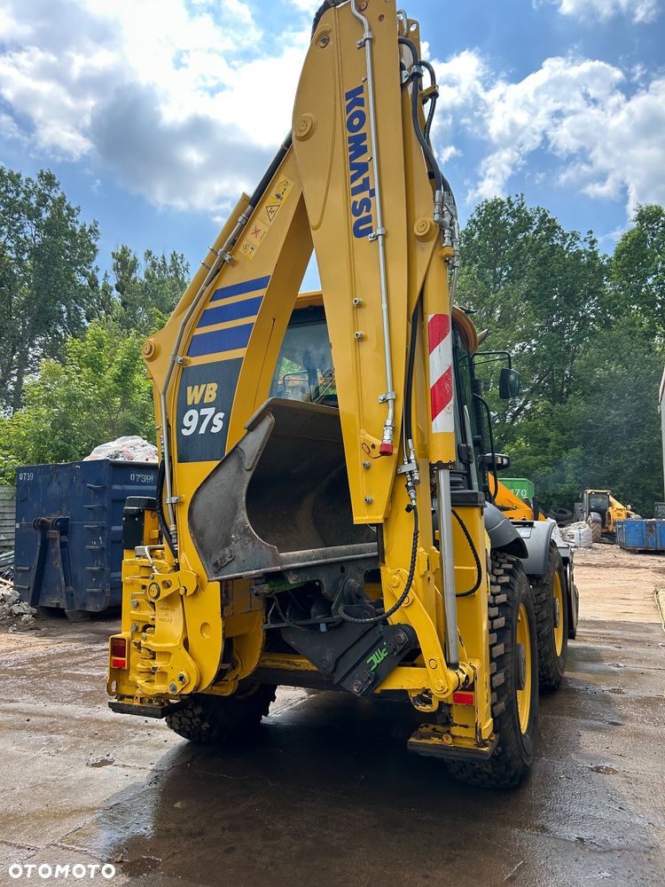 Komatsu WB97-S5 - 16