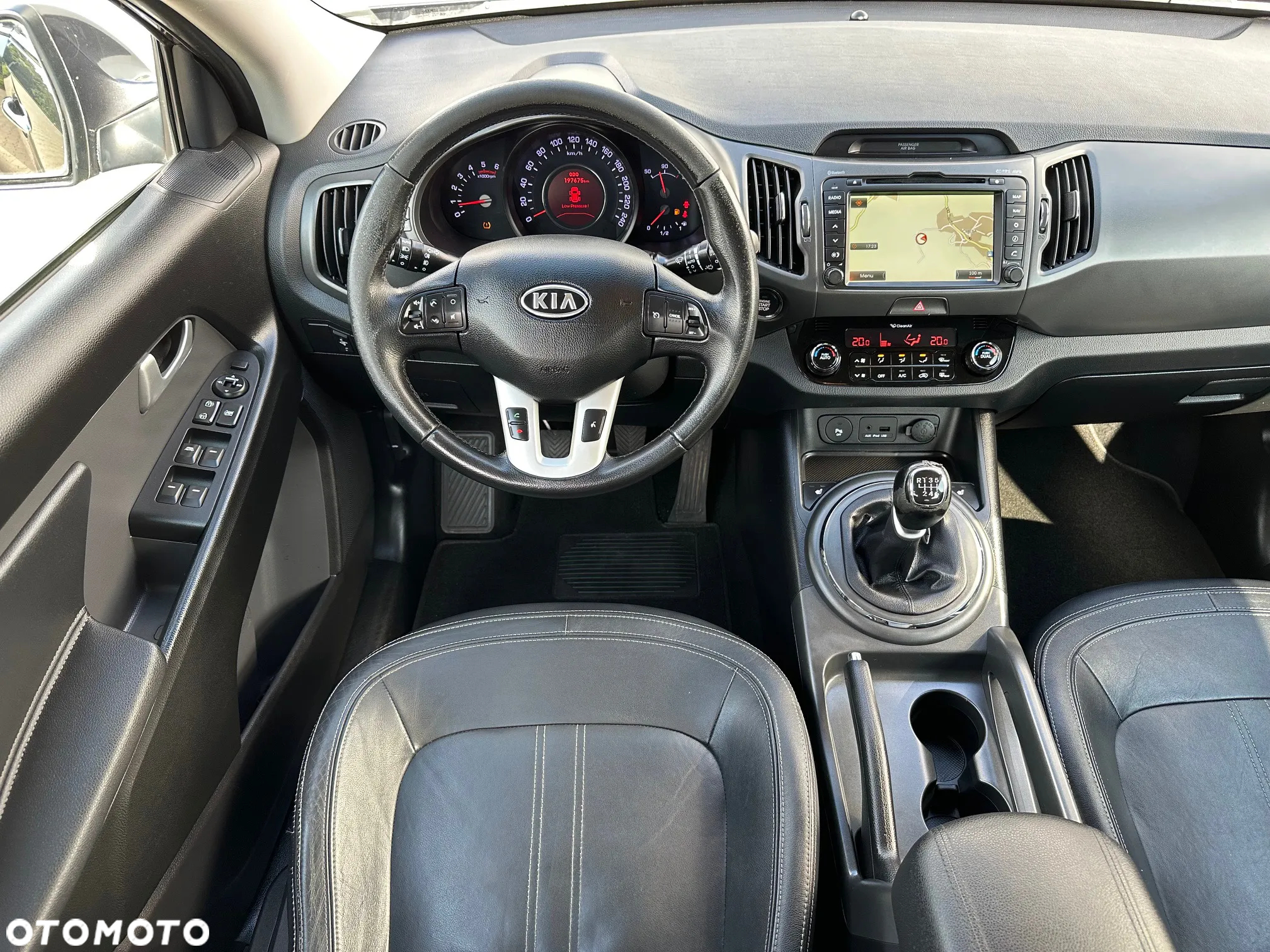Kia Sportage 2,0 CRDI AWD Vision - 12