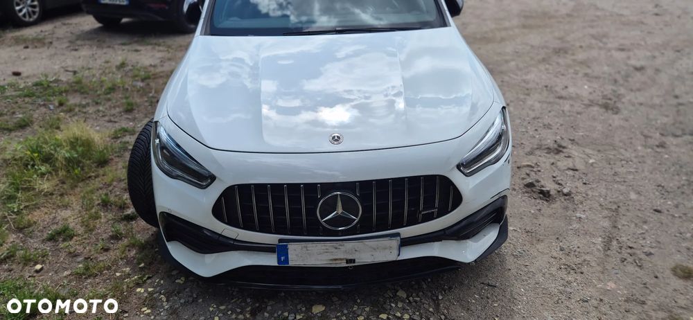 Mercedes-Benz GLA 200 AMG Line - 24