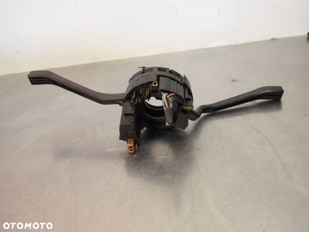 PAJĄK MANETKA AUDI 80 B2 321953503 - 2