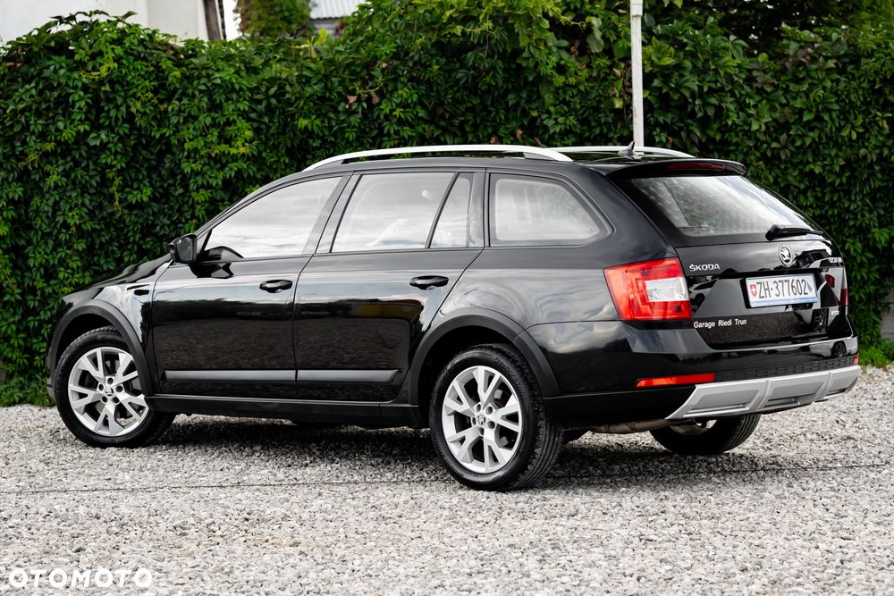 Skoda Octavia 1.8 TSI (Green tec) 4x4 DSG Scout - 11