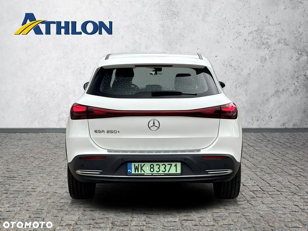 Mercedes-Benz EQA 250+ 70.5kWh Progressive - 4