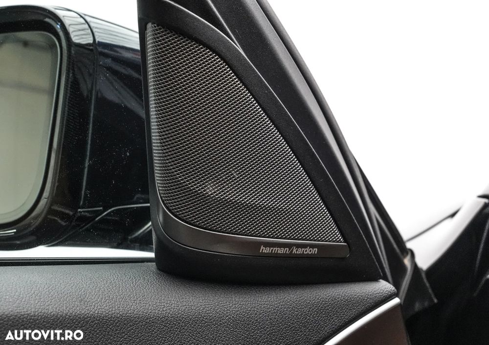 BMW Seria 5 520d AT - 20