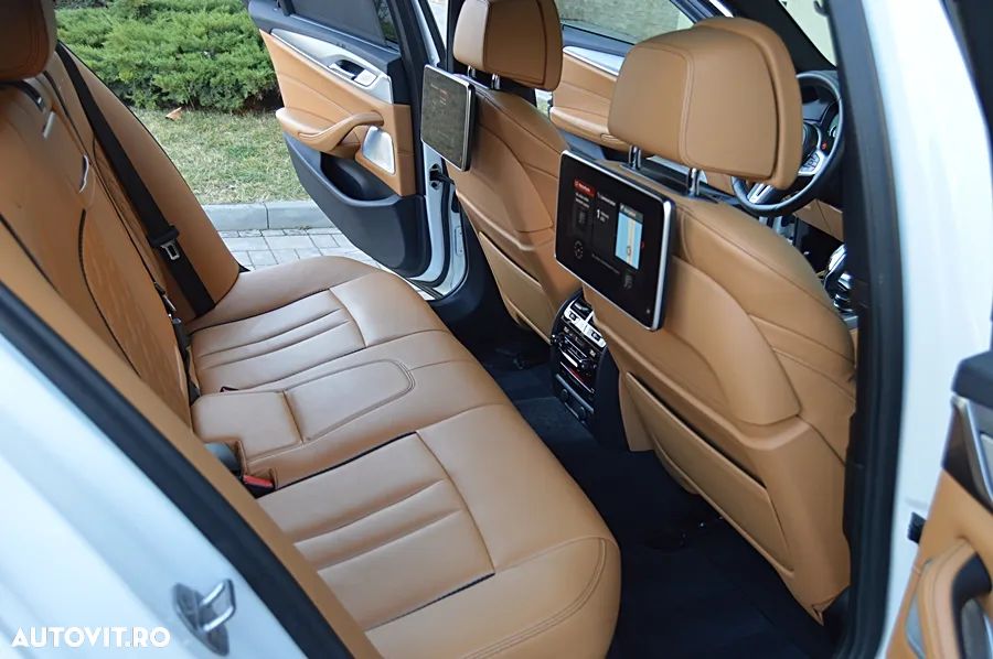 BMW Seria 5 - 22