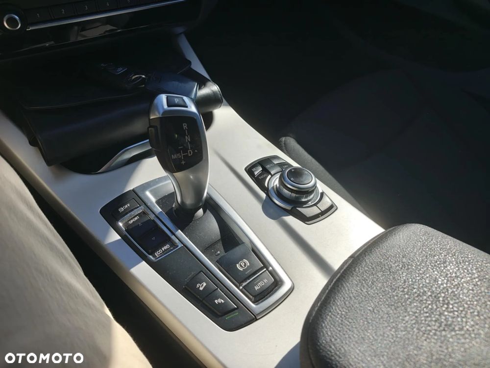 BMW X3 xDrive20d - 19