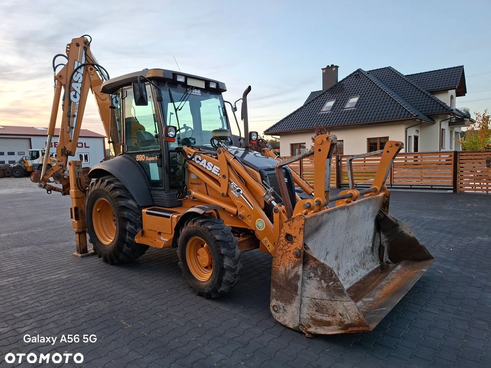 Case 590 SR / Koparko Ładowarka / - 9