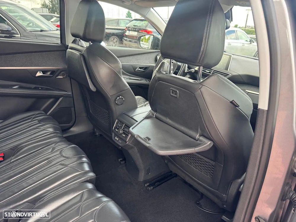 Peugeot 5008 1.2 PureTech GT Pack EAT8 - 28