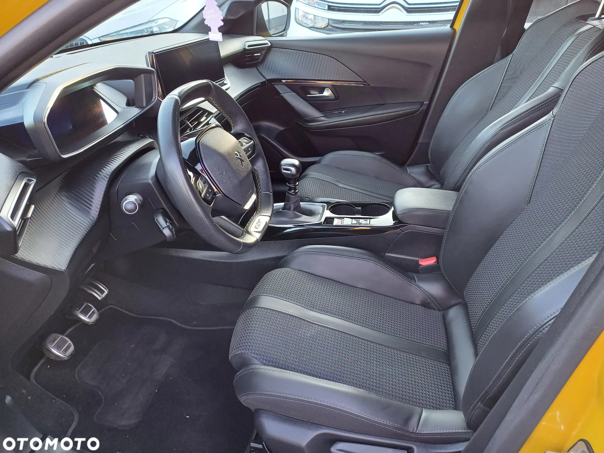 Peugeot 208 1.2 PureTech GT S&S - 15