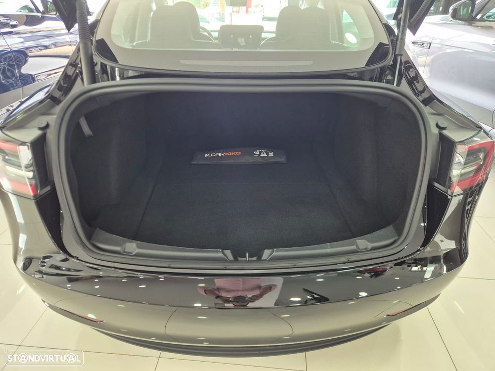 Tesla Model 3 Long Range Tração Traseira - 21