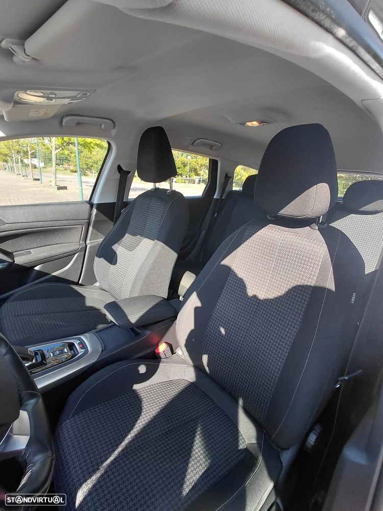 Peugeot 308 SW BlueHDi 130 EAT8 Allure - 10