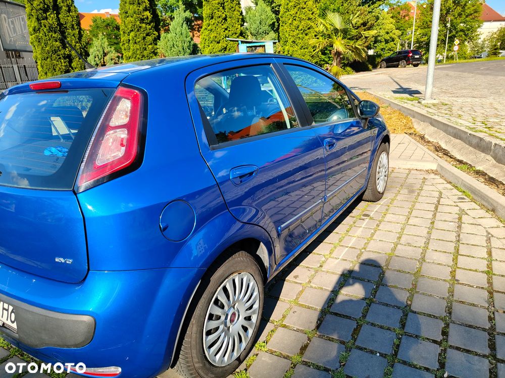 Fiat Punto Evo 1.4 8V Estiva Blue&Me - 6