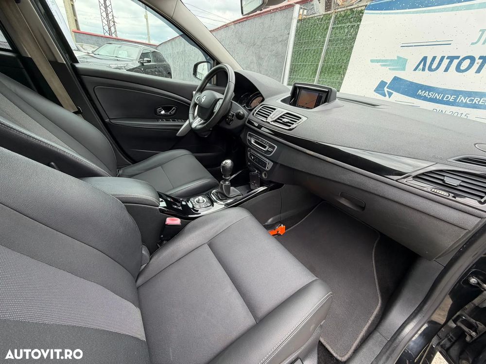Renault Megane ENERGY dCi 110 Start & Stop Bose Edition - 17