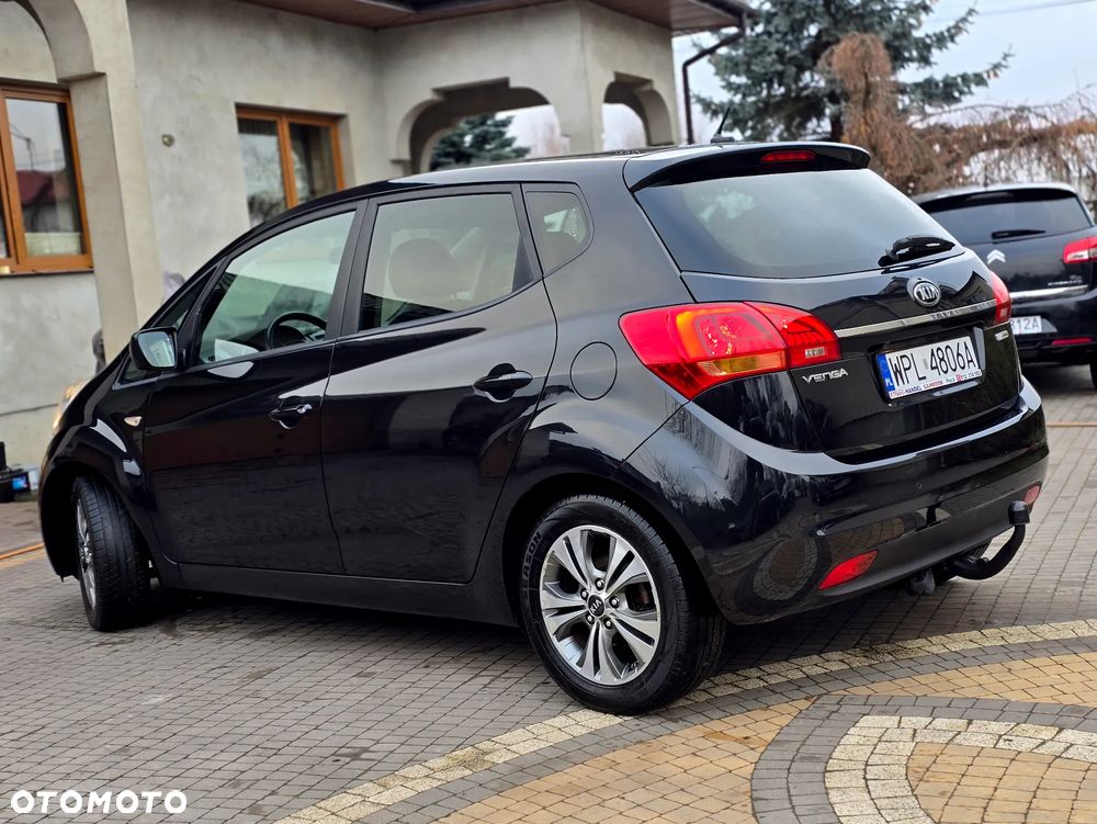 Kia Venga - 3