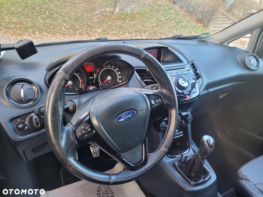 Ford Fiesta 1.6 Ti-VCT Sport S - 5