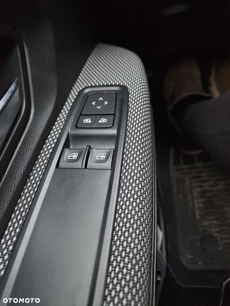 Dacia Sandero 1.0 TCe Comfort - 12