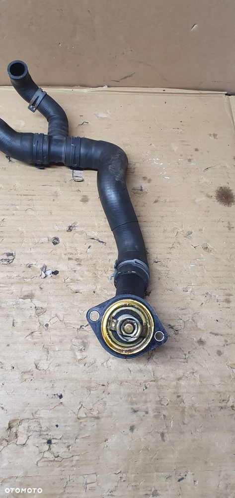 Obudowa termostatu króciec wąż przewód wody VW Golf VI 6 Plus 1.6 TDI 1K0122051FR - 3