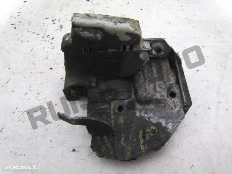 Fechadura Porta Frente Direita  Mercedes W201 (190) [1982_1993] - 2