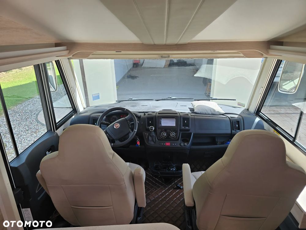 Rapido 866F - 5