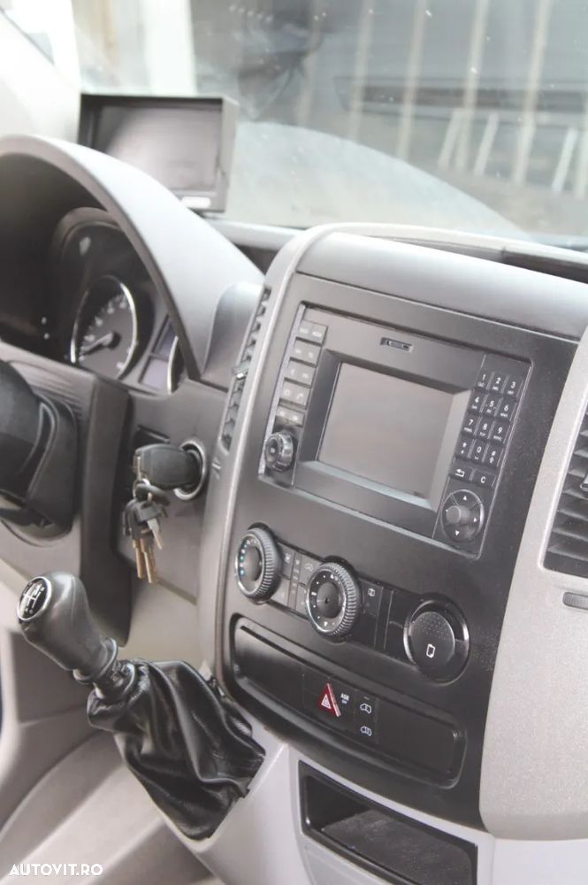 Mercedes-Benz sprinter - 10