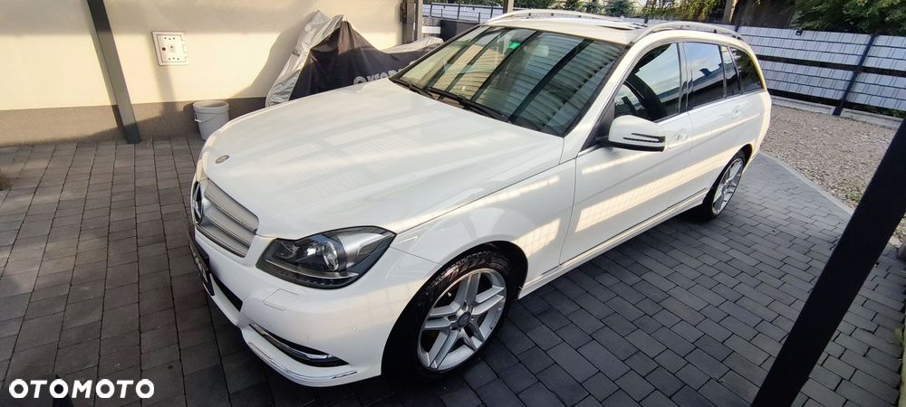 Mercedes-Benz Klasa C 220 CDI 4Matic 7G-TRONIC Avantgarde Edition - 21