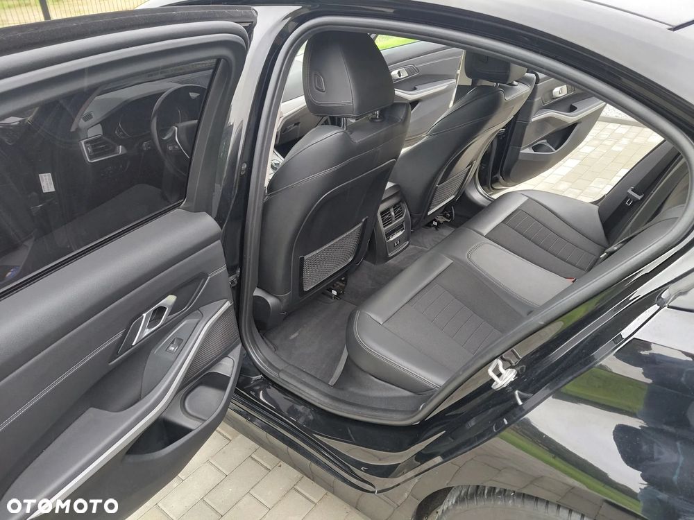 BMW Seria 3 318d Advantage - 17