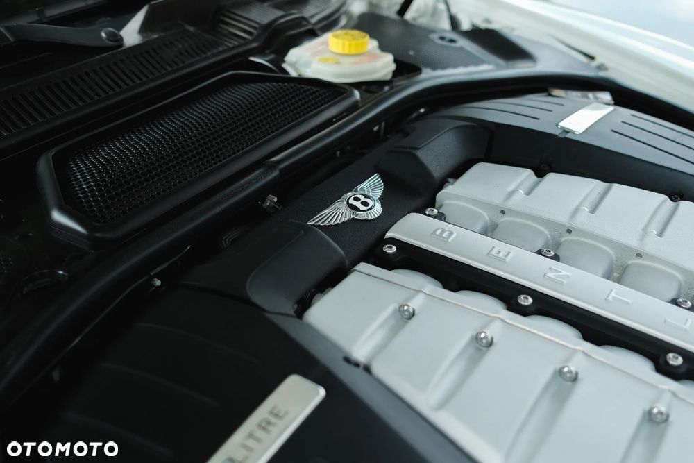 Bentley Continental GT Standard - 28