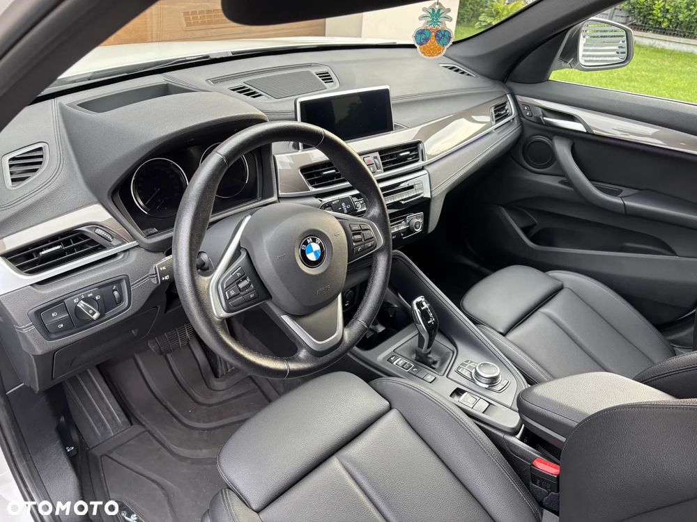 BMW X1 xDrive25i xLine - 10