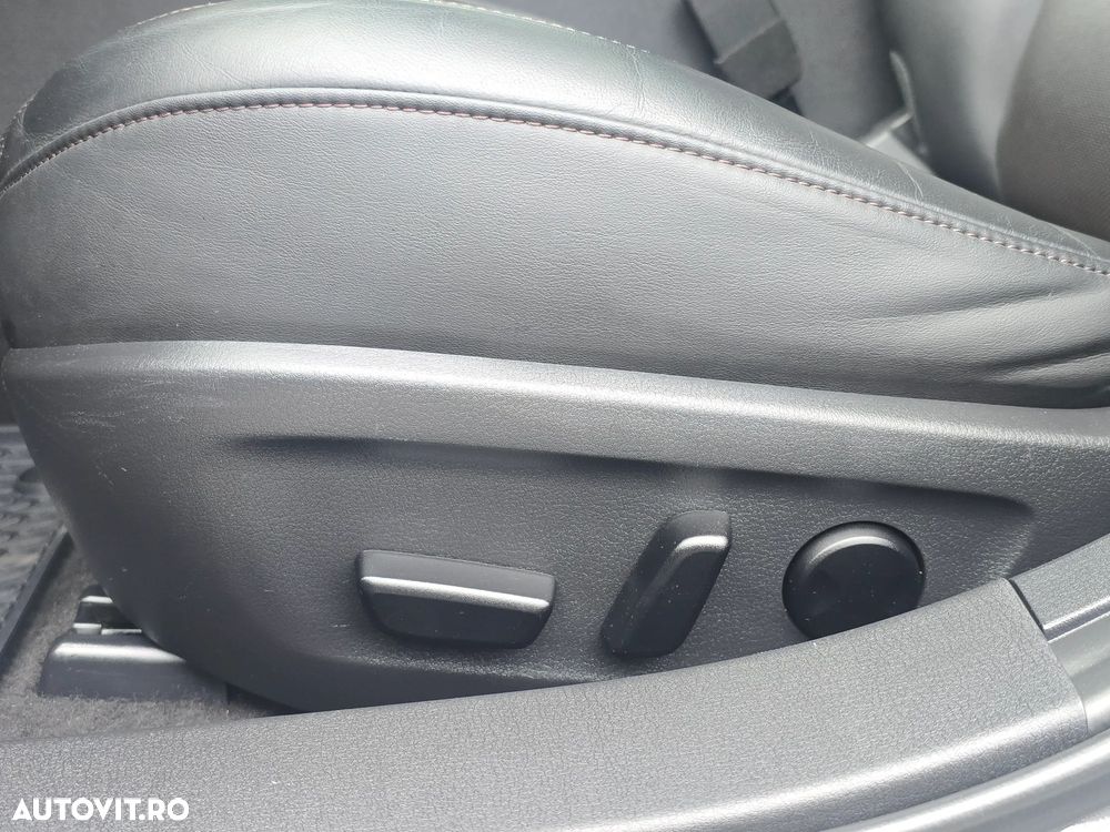 Mazda 3 e-Skyactiv X186 AT MHEV GT+ - 9