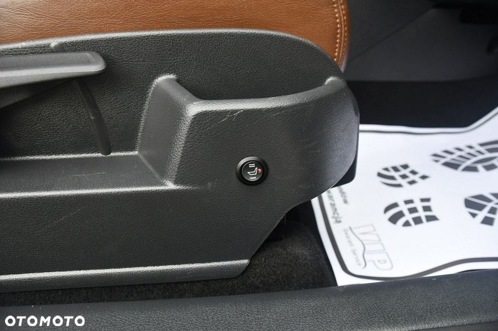 Volkswagen Golf Plus - 23